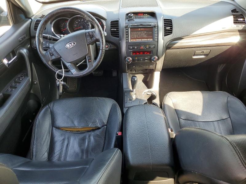 Photo 8 from auction – 2012 KIA SORENTO with VIN 5XYKU4A63CG295732