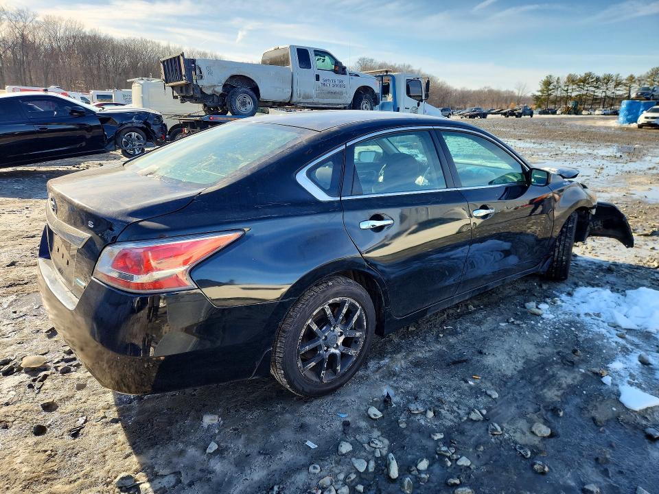 Photo 3 from auction – 2014 NISSAN ALTIMA with VIN 1N4AL3AP3EC262387
