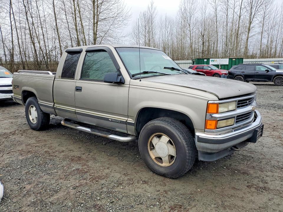 Photo 4 from auction – 1998 CHEVROLET GMT-400 with VIN 2GCEK19R0W1119963