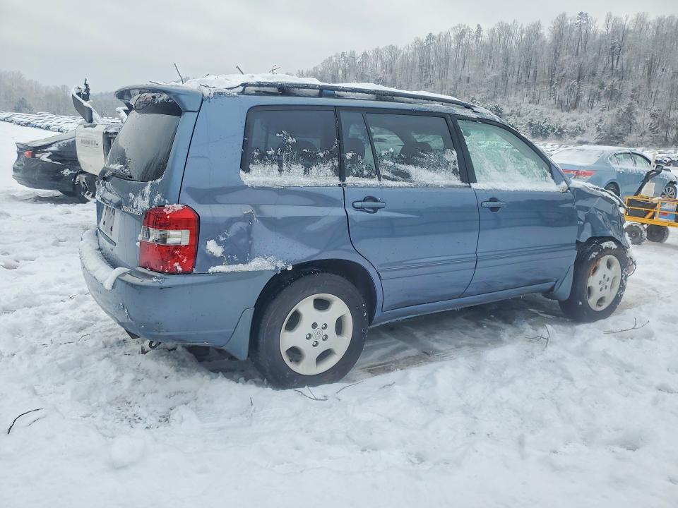 Photo 3 from auction – 2005 TOYOTA HIGHLANDER with VIN JTEEP21A950074055