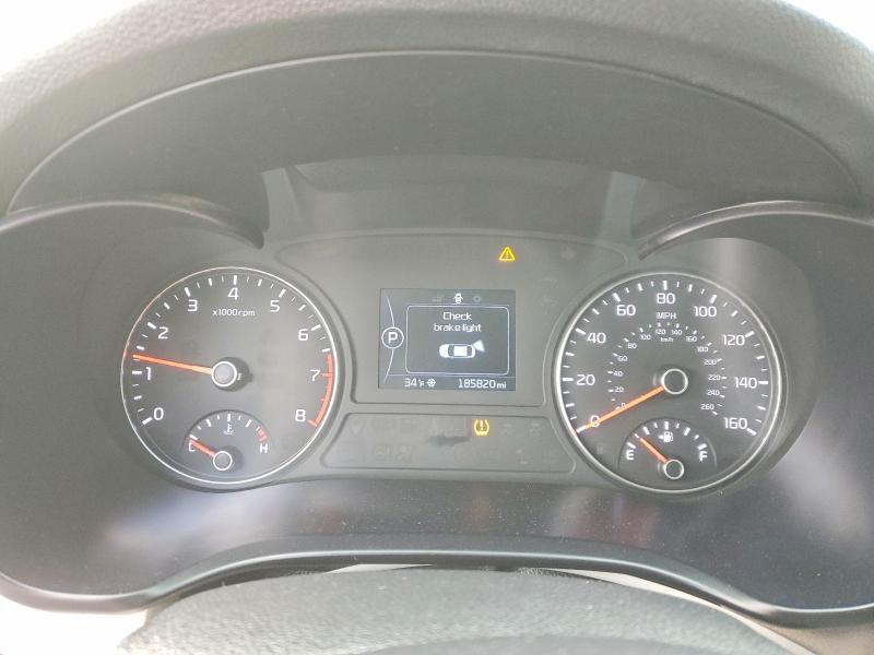 Photo 9 from auction – 2016 KIA OPTIMA with VIN 5XXGT4L33GG109130