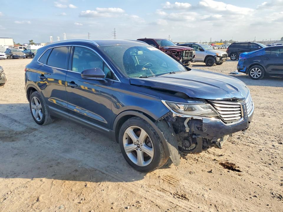 Photo 4 from auction – 2017 LINCOLN MKC with VIN 5LMCJ1C95HUL49792