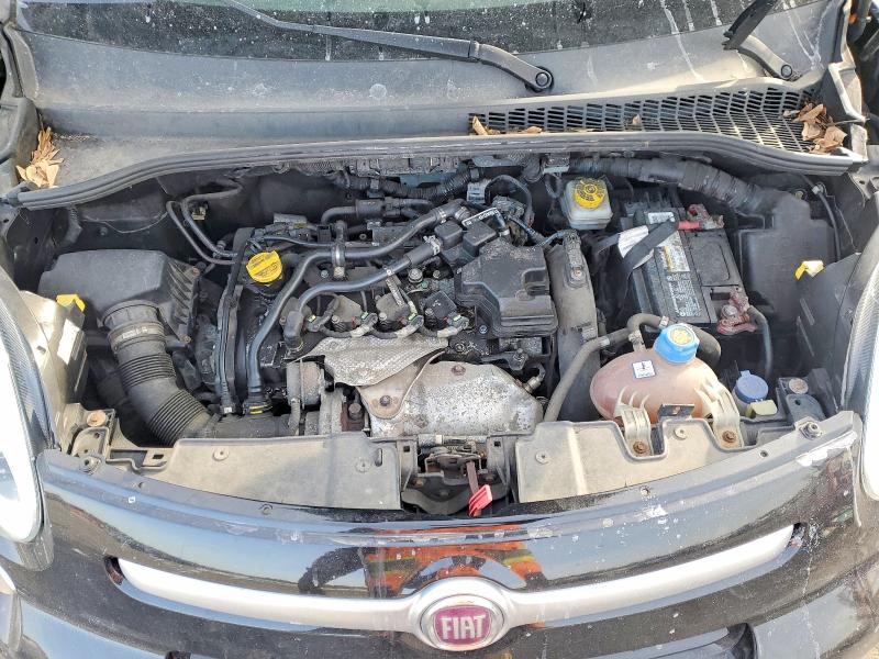Photo 12 from auction – 2014 FIAT 500L with VIN ZFBCFADH1EZ015744