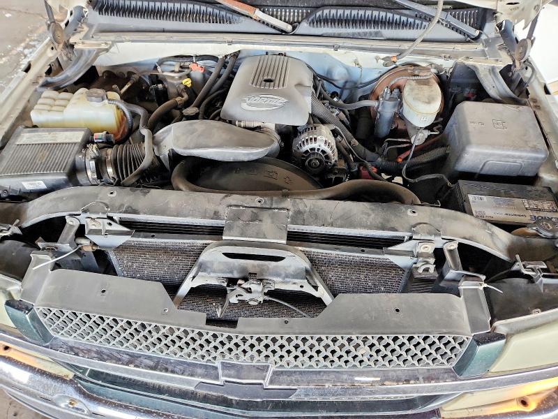 Photo 11 from auction – 2004 CHEVROLET SILVERADO with VIN 2GCEC19V941289715