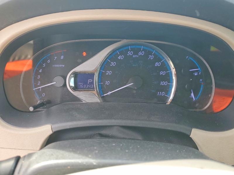 Photo 9 from auction – 2011 TOYOTA SIENNA with VIN 5TDYK3DC6BS074834