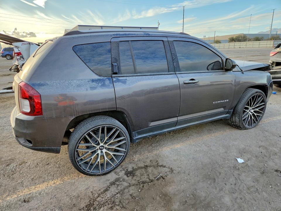 Photo 3 from auction – 2016 JEEP COMPASS with VIN 1C4NJCBA1GD633894