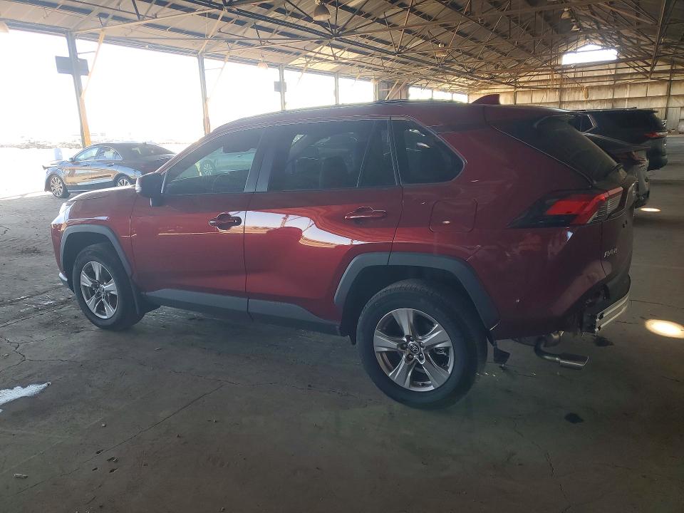 Photo 2 from auction – 2025 TOYOTA RAV4 with VIN 2T3W1RFV5SW371572