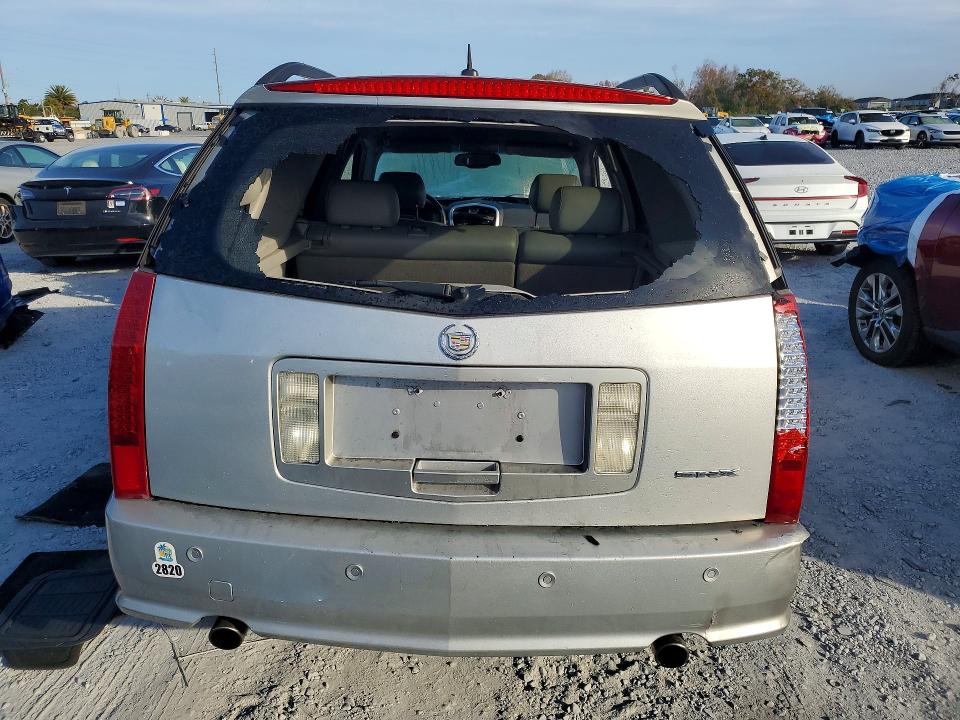 Photo 6 from auction – 2007 CADILLAC SRX with VIN 1GYEE637770149206