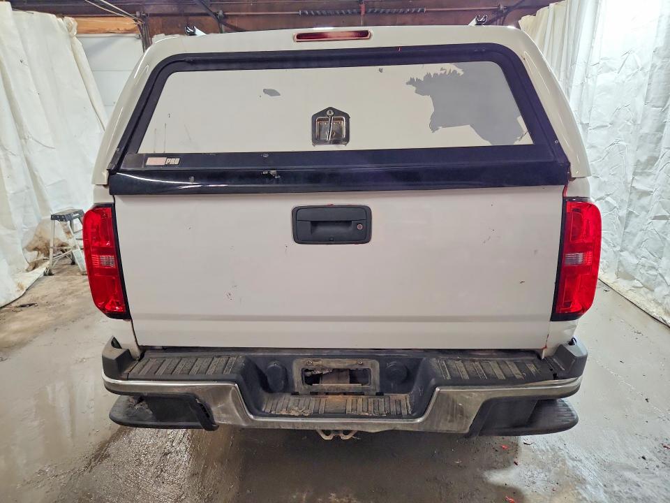 Photo 6 from auction – 2018 CHEVROLET COLORADO with VIN 1GCHSBEA3J1254954