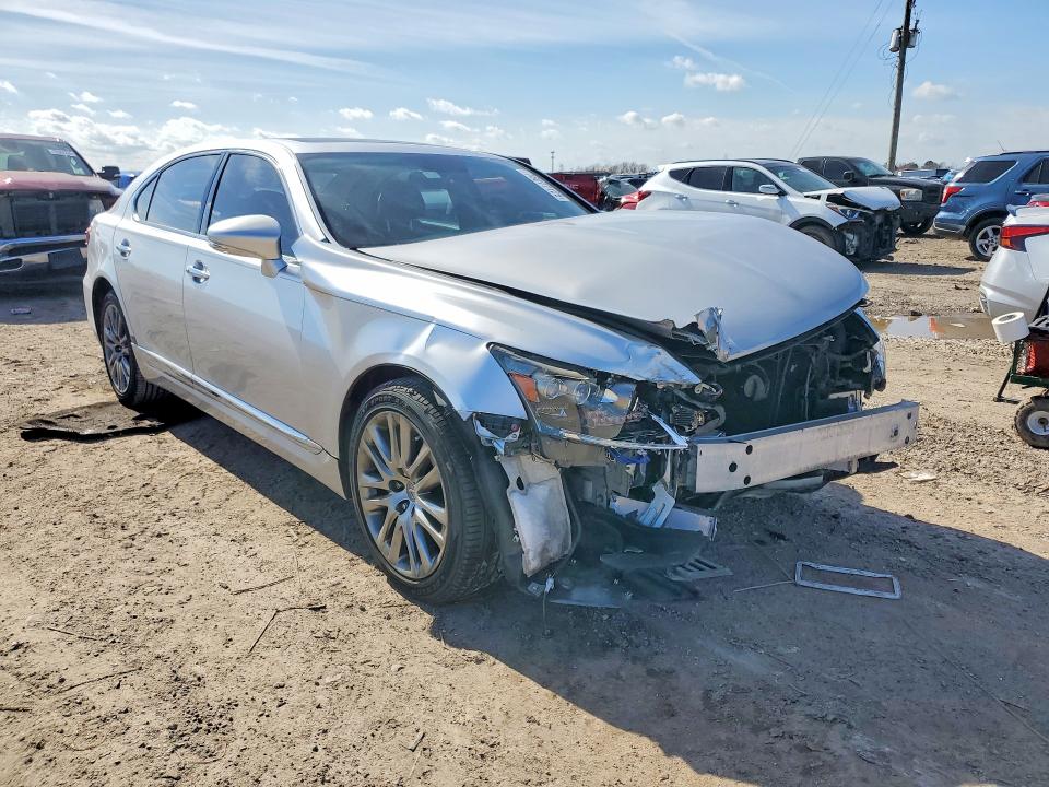 Photo 4 from auction – 2013 LEXUS LS 460L with VIN JTHGL5EF1D5047397
