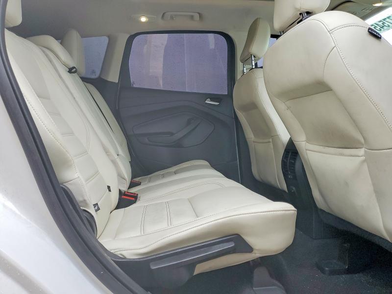Photo 11 from auction – 2018 FORD ESCAPE with VIN 1FMCU9HD0JUC47523