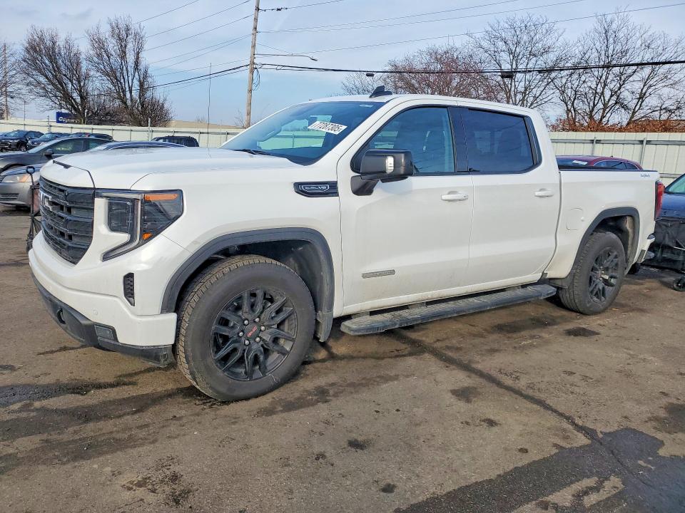 GMC SIERRA 2026 with VIN 1GTUUCED2TZ104606 - Photo from auction