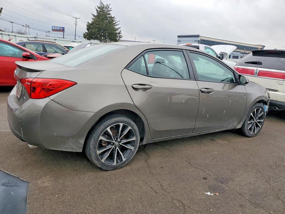 Photo 3 from auction – 2019 TOYOTA COROLLA with VIN 2T1BURHE6KC203596