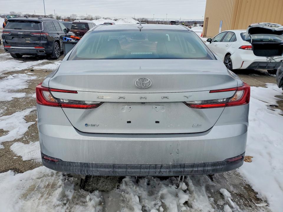 Photo 6 from auction – 2025 TOYOTA CAMRY with VIN 4T1DAACK2SU572731