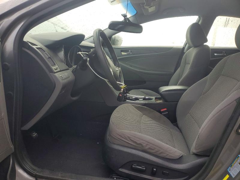 Photo 7 from auction – 2011 HYUNDAI SONATA with VIN 5NPEB4AC1BH181745
