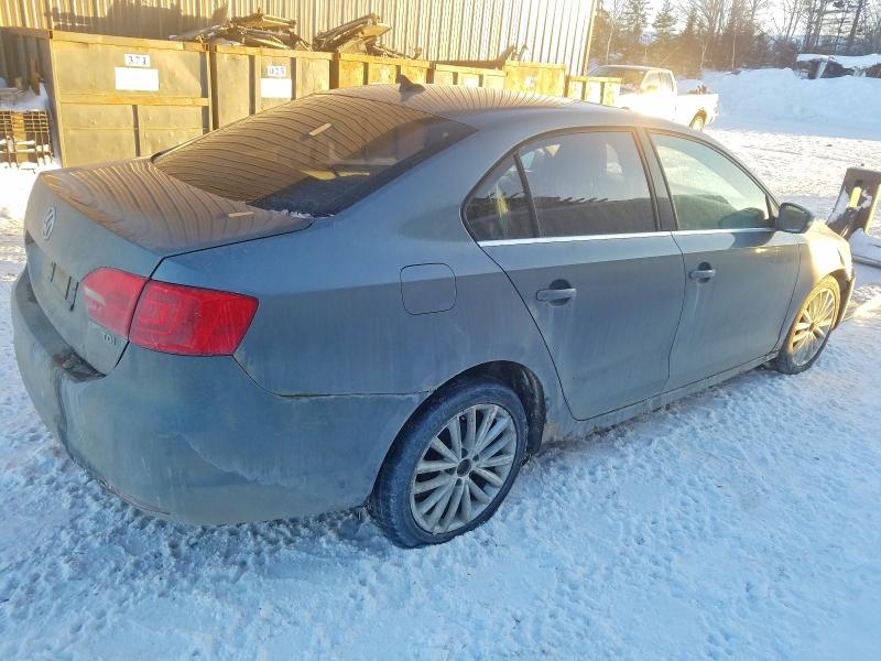 Photo 3 from auction – 2012 VOLKSWAGEN JETTA with VIN 3VW3L7AJ4CM424610