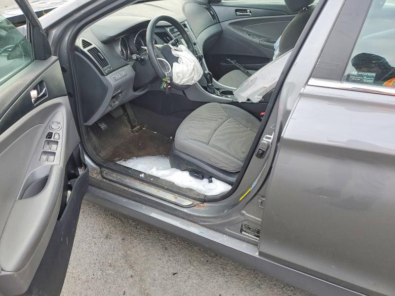 Photo 8 from auction – 2014 HYUNDAI SONATA GLS with VIN 5NPEB4AC2EH866793