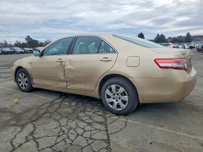 Photo 2 from auction – 2011 TOYOTA CAMRY with VIN 4T1BF3EK0BU171969