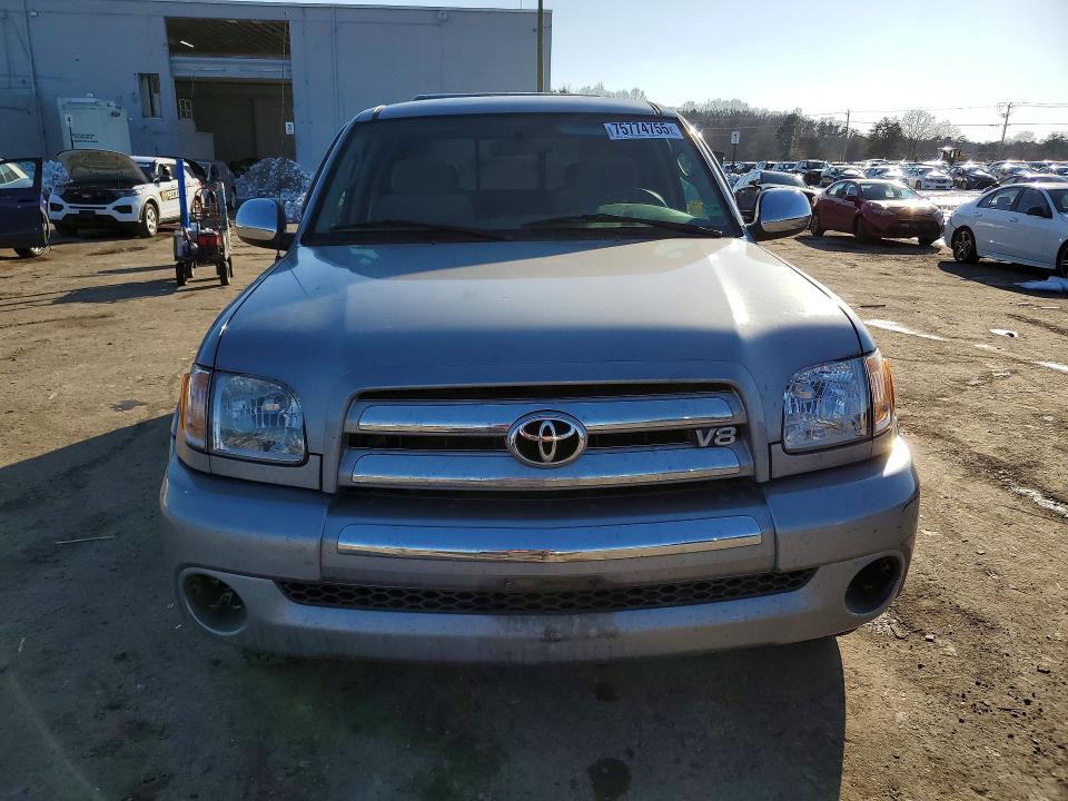 Photo 5 from auction – 2004 TOYOTA TUNDRA ACC with VIN 5TBBT44114S455218