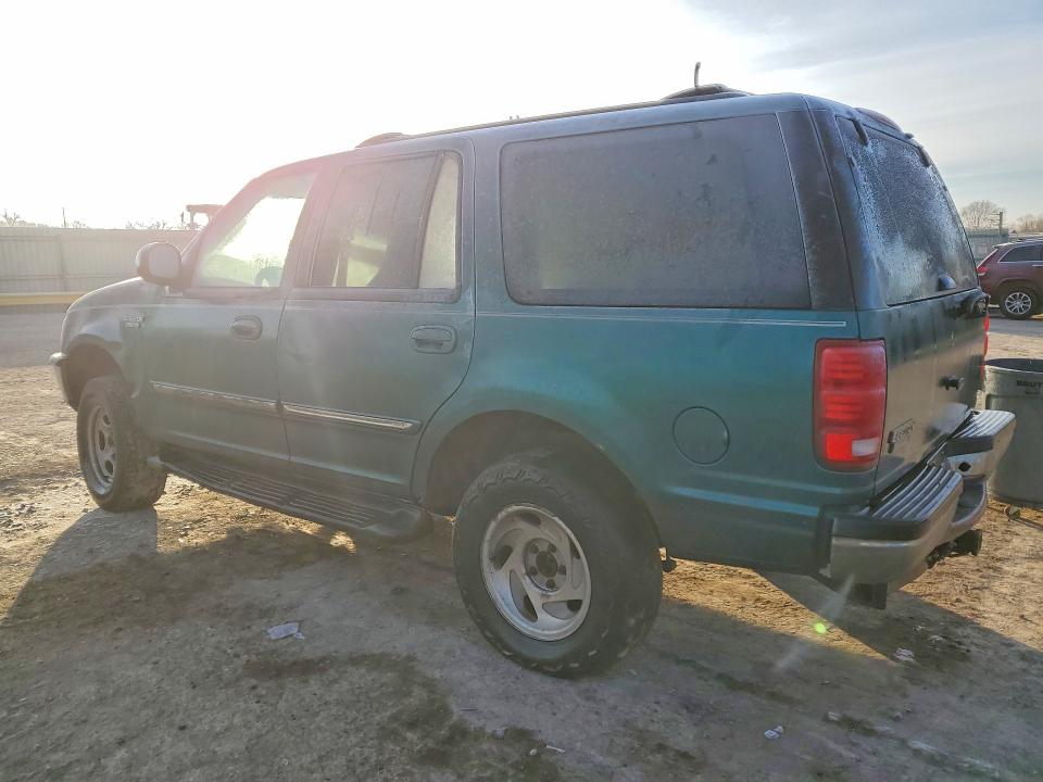 Photo 2 from auction – 1998 FORD EXPEDITION with VIN 1FMPU18L5WLC17571