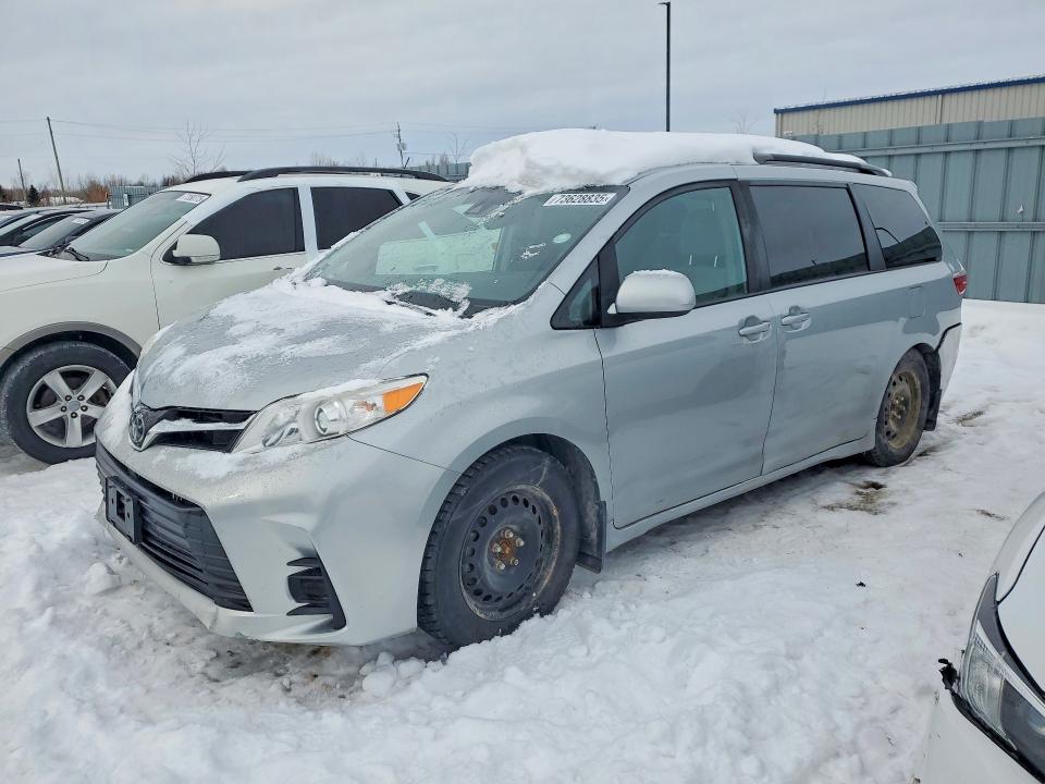 TOYOTA SIENNA 2020 with VIN 5TDKZ3DC8LS032507 - Photo from auction