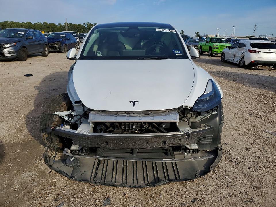 Photo 5 from auction – 2025 TESLA MODEL Y with VIN 7SAYGDED2SA371571