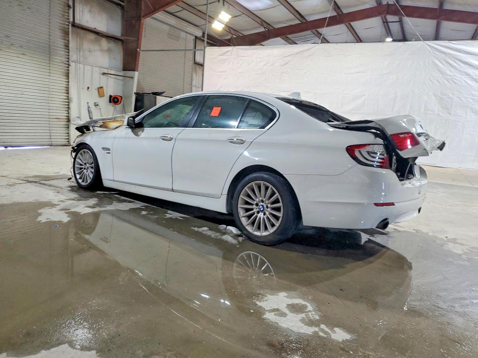 Photo 2 from auction – 2011 BMW 535 XI with VIN WBAFU7C51BC872023