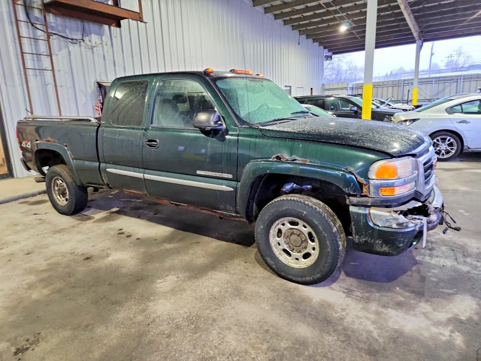 Photo 4 from auction – 2004 GMC SIERRA with VIN 1GTHK29U74E219206