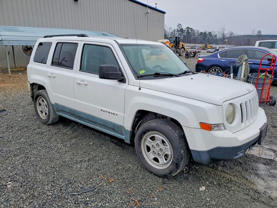 Photo 4 from auction – 2011 JEEP PATRIOT SP with VIN 1J4NT1GA9BD271405