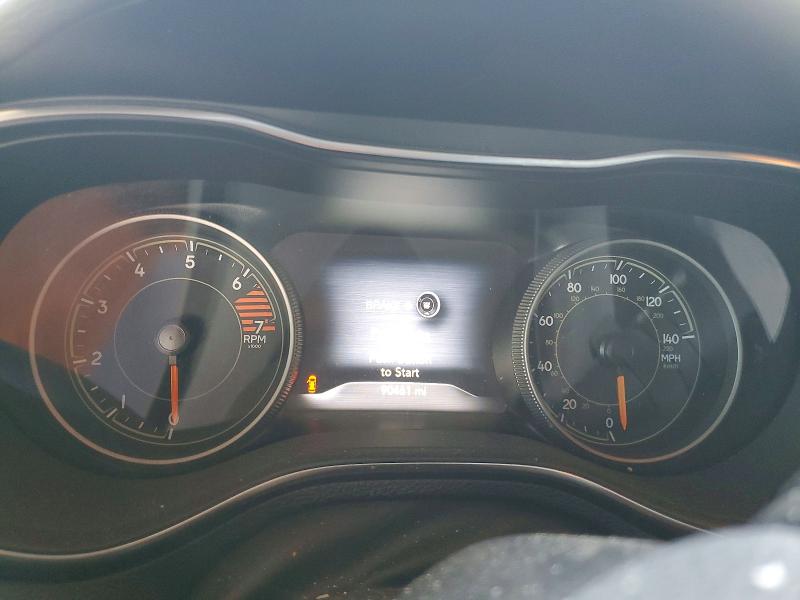 Foto 9 de la subasta – 2019 JEEP CHEROKEE L con VIN 1C4PJLDB3KD427676