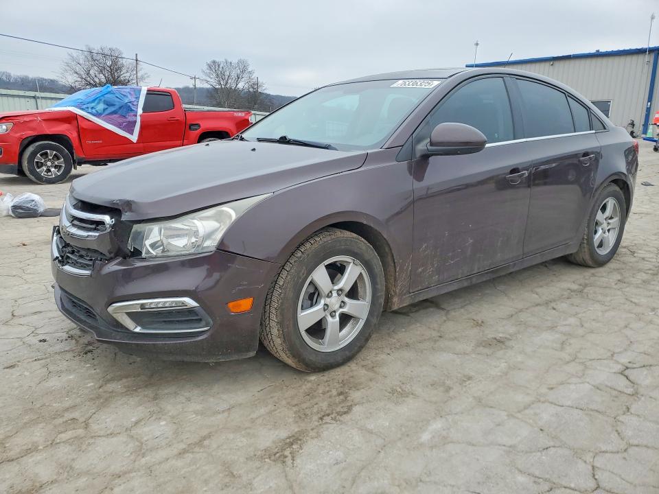 CHEVROLET CRUZE 2015 with VIN 1G1PC5SB9F7167502 - Photo from auction