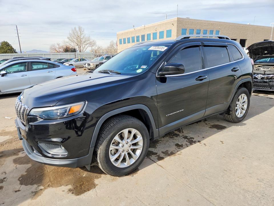 JEEP CHEROKEE 2019 with VIN 1C4PJMCBXKD113501 - Photo from auction