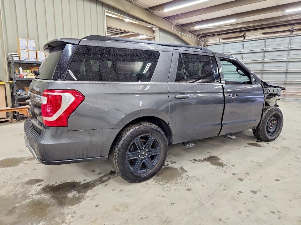 Photo 3 from auction – 2020 FORD EXPEDITION with VIN 1FMJK1JT6LEA14730