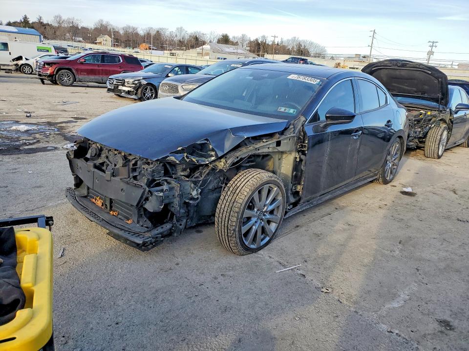 MAZDA 3 PREMIUM 2020 с VIN 3MZBPBEM8LM125578 - Фото с аукциона