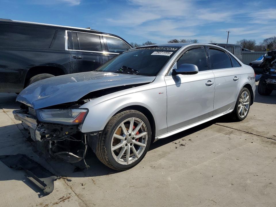 AUDI A4 2015 with VIN WAUBFAFL2FN015929 - Photo from auction