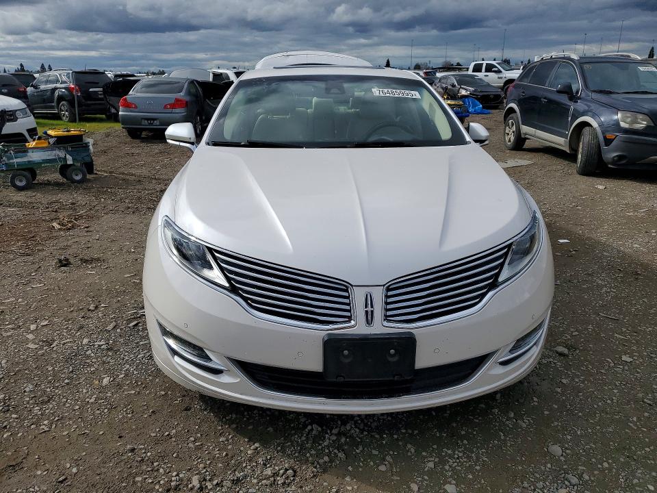 Photo 5 from auction – 2015 LINCOLN MKZ HYBRID with VIN 3LN6L2LU1FR618542