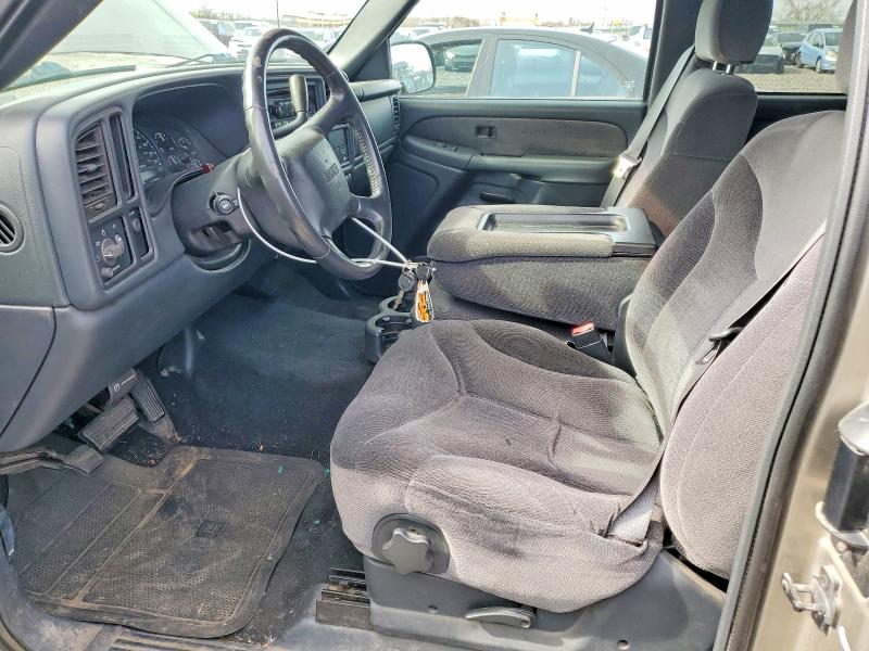 Photo 7 from auction – 2002 GMC NEW SIERRA with VIN 2GTEC19T921407063