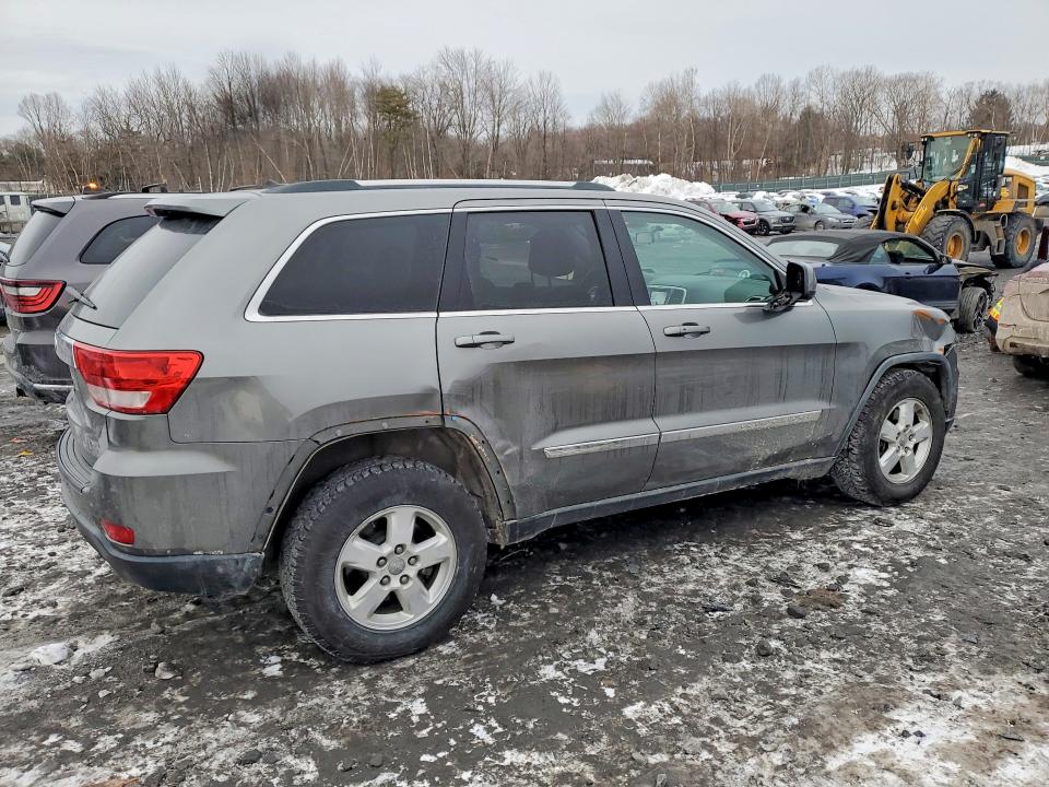 Photo 3 from auction – 2011 JEEP GRAND CHER with VIN 1J4RR4GG7BC671054