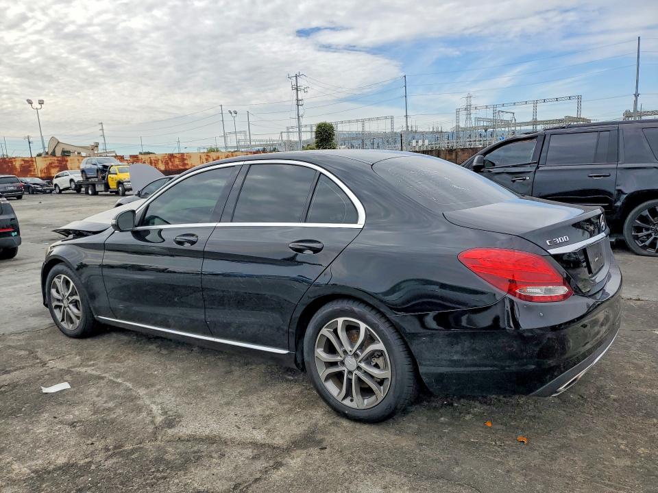 Photo 2 from auction – 2016 MERCEDES-BENZ C with VIN 55SWF4JB4GU122869