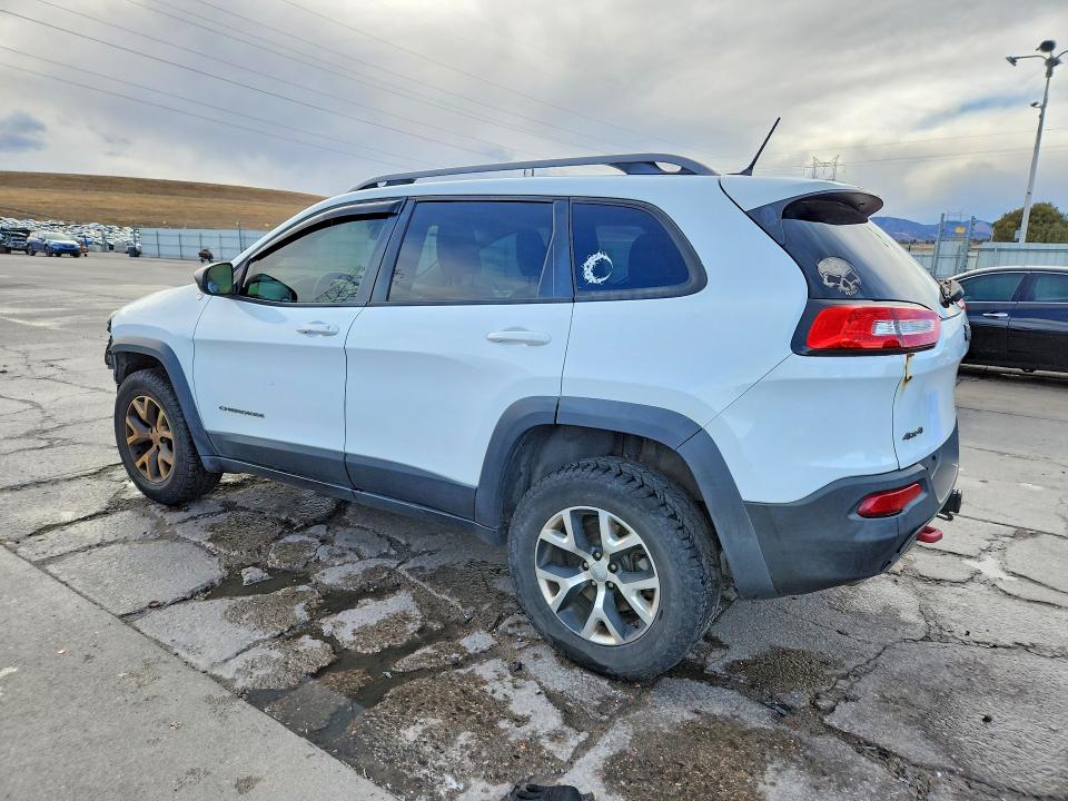 Photo 2 from auction – 2014 JEEP CHEROKEE with VIN 1C4PJMBSXEW145102