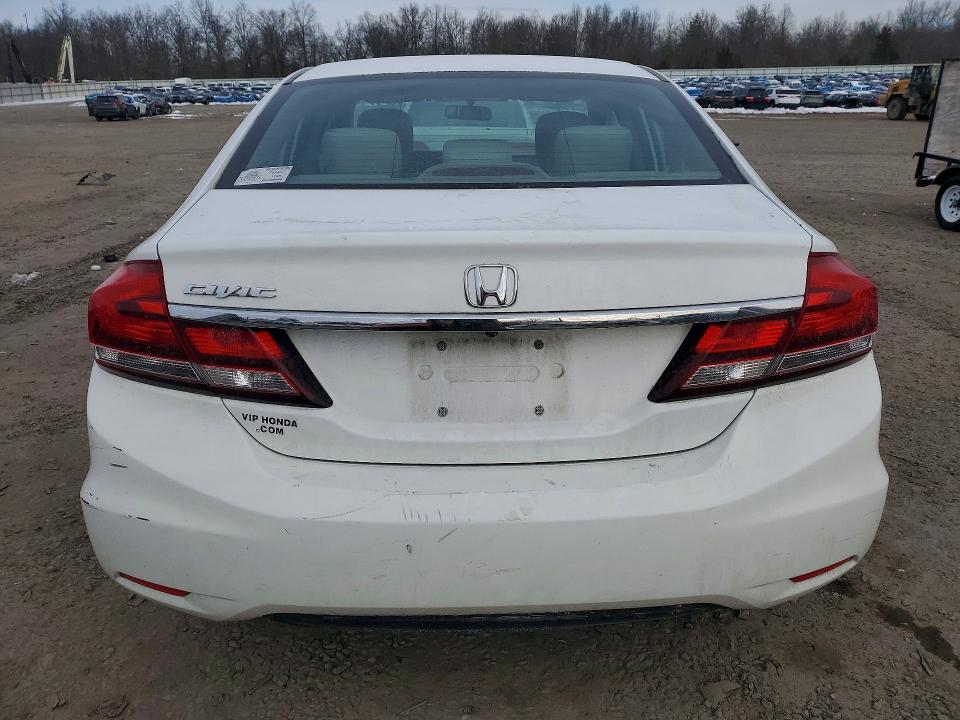 Photo 6 from auction – 2015 HONDA CIVIC with VIN 19XFB2F71FE292195