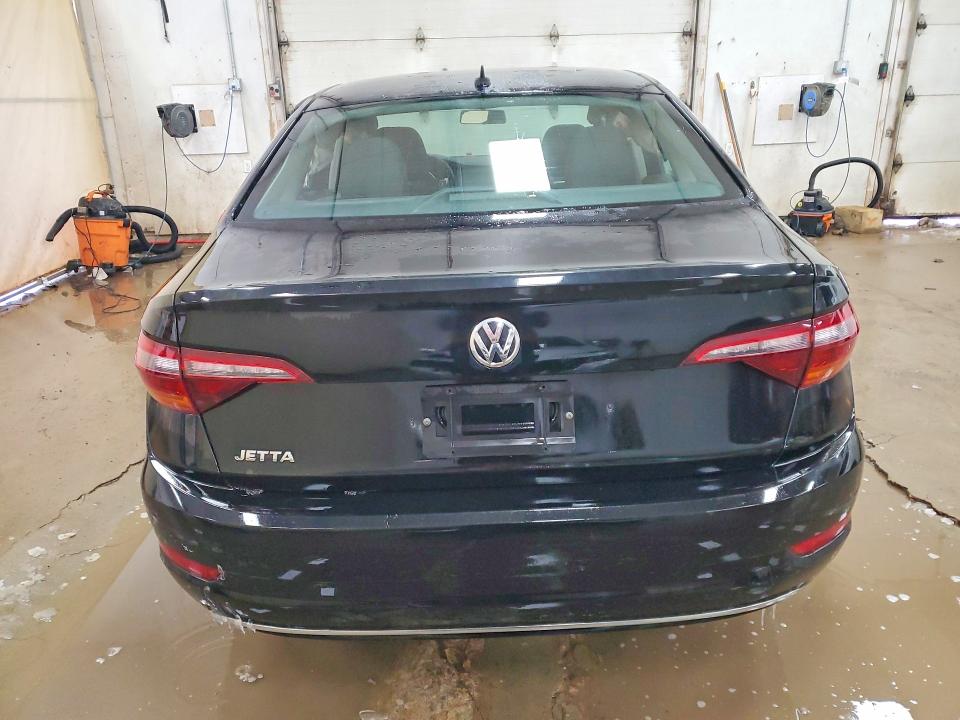 Photo 6 from auction – 2019 VOLKSWAGEN JETTA S with VIN 3VWC57BU6KM265770