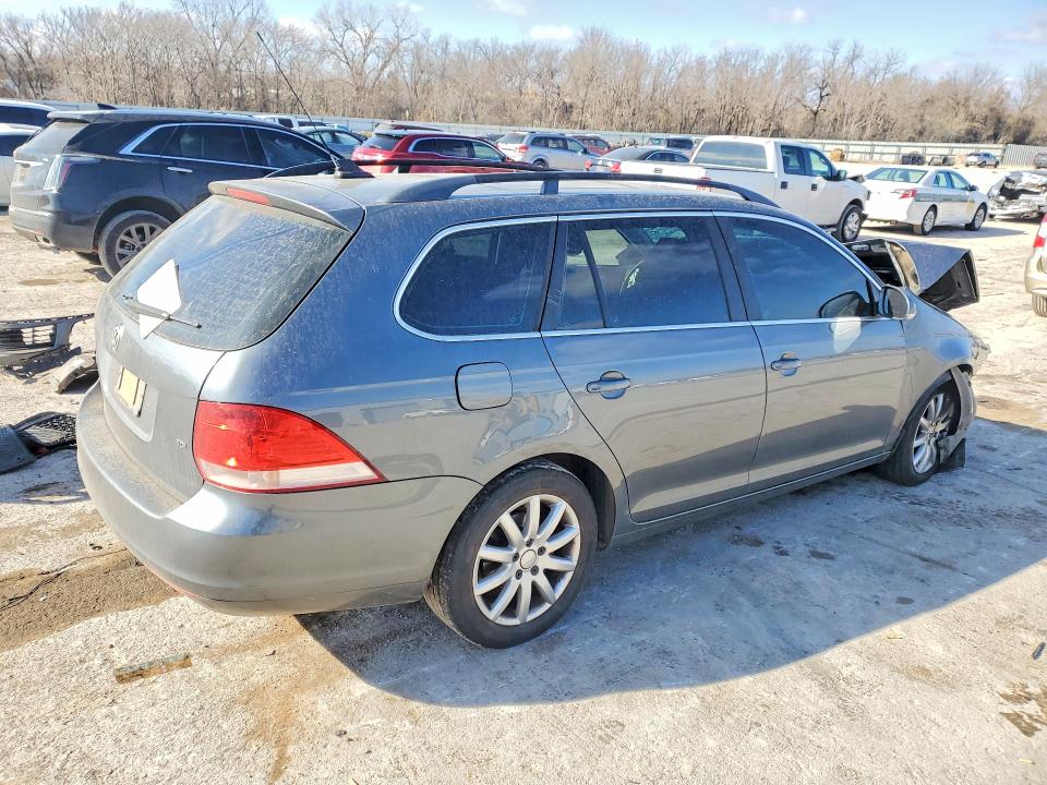 Photo 3 from auction – 2009 VOLKSWAGEN JETTA with VIN 3VWTL71K09M335456