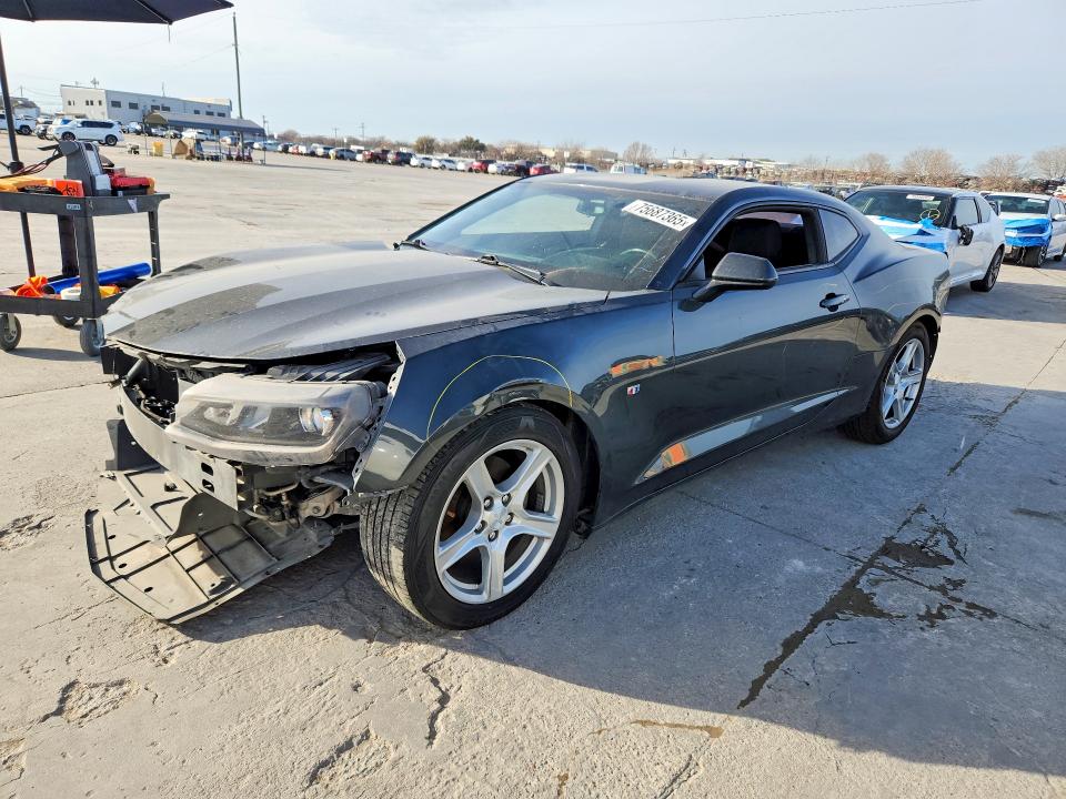 CHEVROLET CAMARO LT 2018 with VIN 1G1FB1RS3J0177909 - Photo from auction