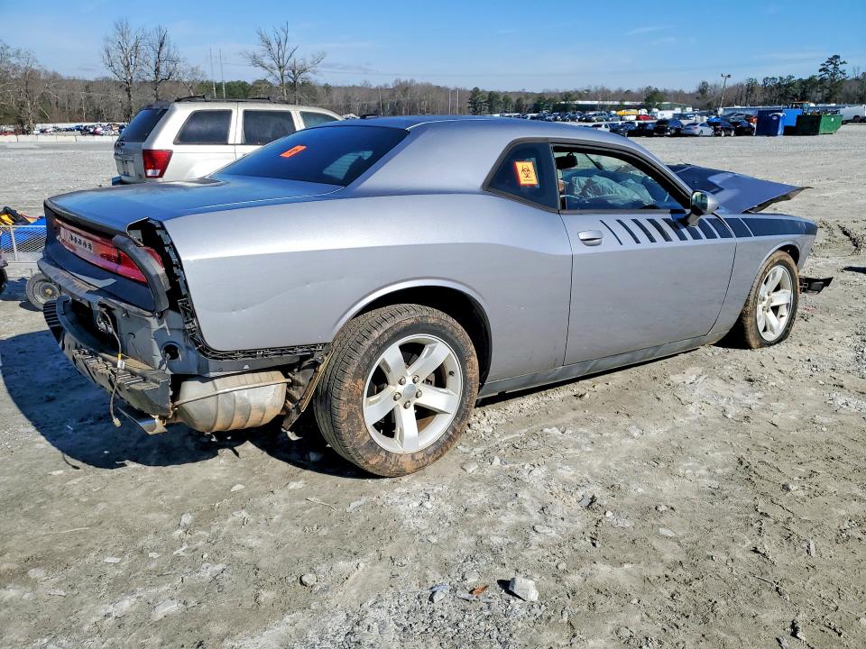 Photo 3 from auction – 2014 DODGE CHALLENGER with VIN 2C3CDYAG2EH214846