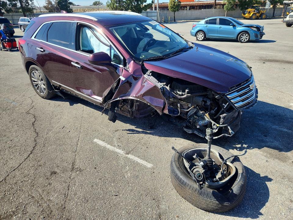 Photo 4 from auction – 2018 CADILLAC XT5 with VIN 1GYKNCRS8JZ175765
