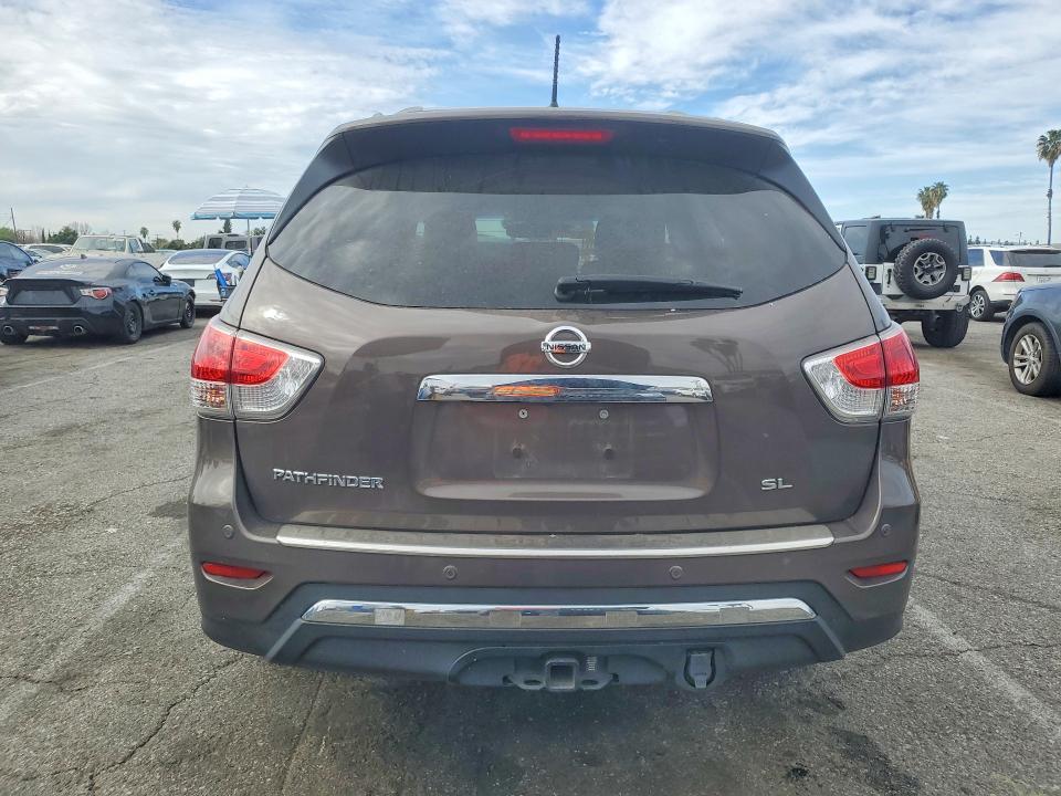 Photo 6 from auction – 2015 NISSAN PATHFINDER with VIN 5N1AR2MNXFC711915