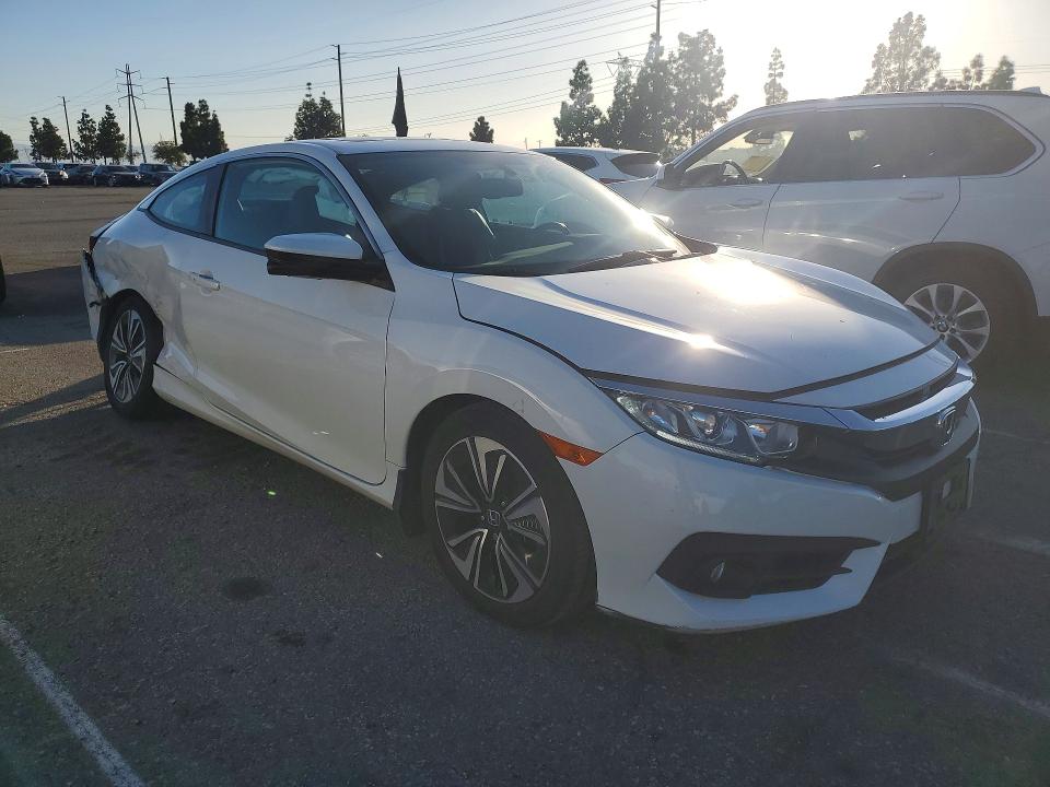 Foto 4 de la subasta – 2016 HONDA CIVIC con VIN 2HGFC3B75GH359879