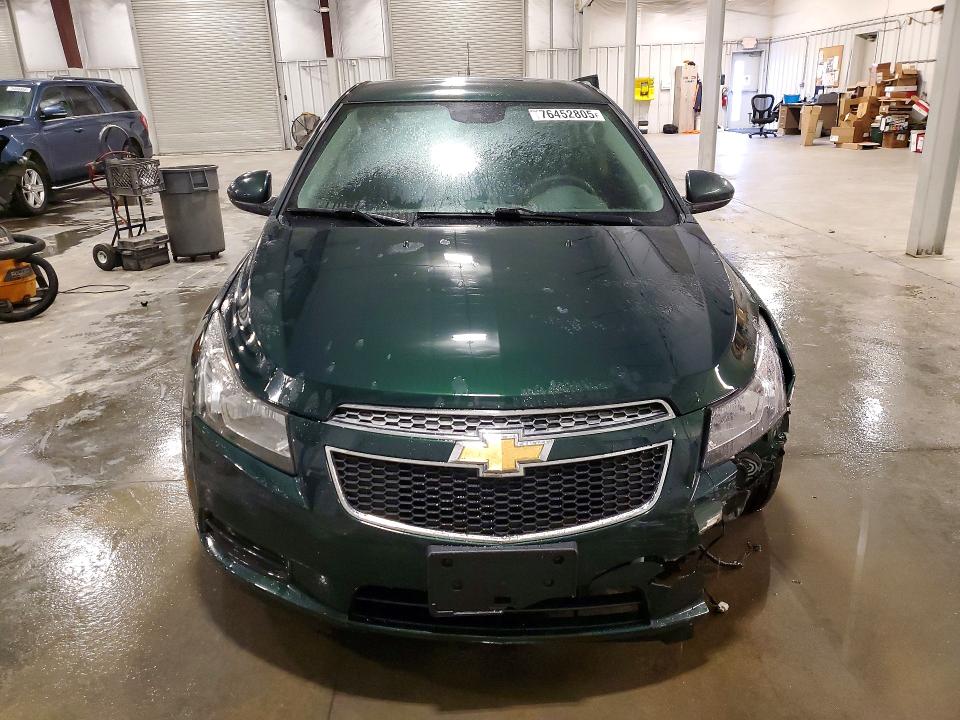 Photo 5 from auction – 2014 CHEVROLET CRUZE with VIN 1G1PC5SB6E7253445