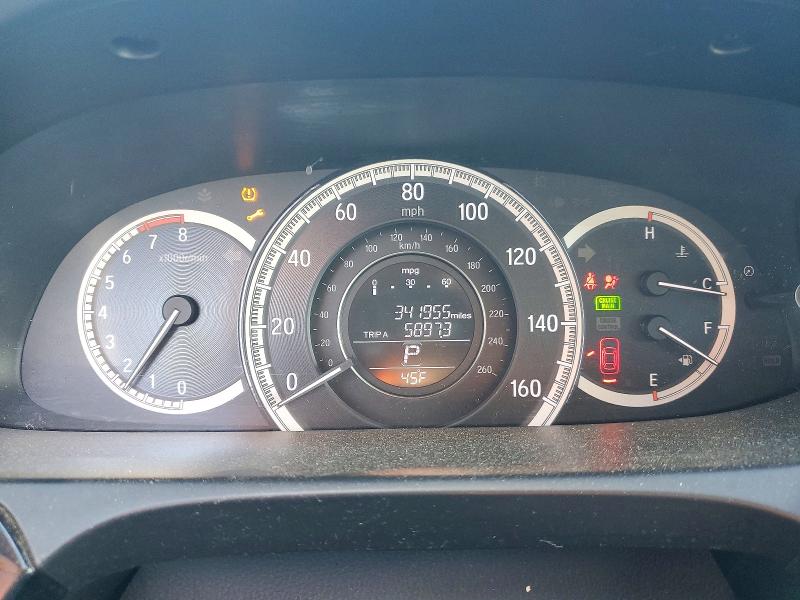Photo 9 from auction – 2016 HONDA ACCORD with VIN 1HGCR2F30GA227579